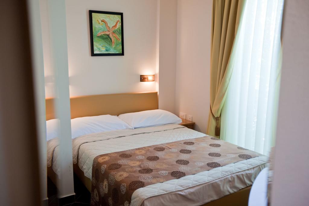 Hotel Sirena Podgora Εξωτερικό φωτογραφία