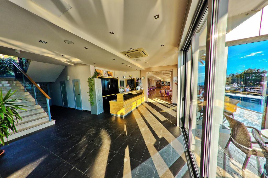 Hotel Sirena Podgora Εξωτερικό φωτογραφία
