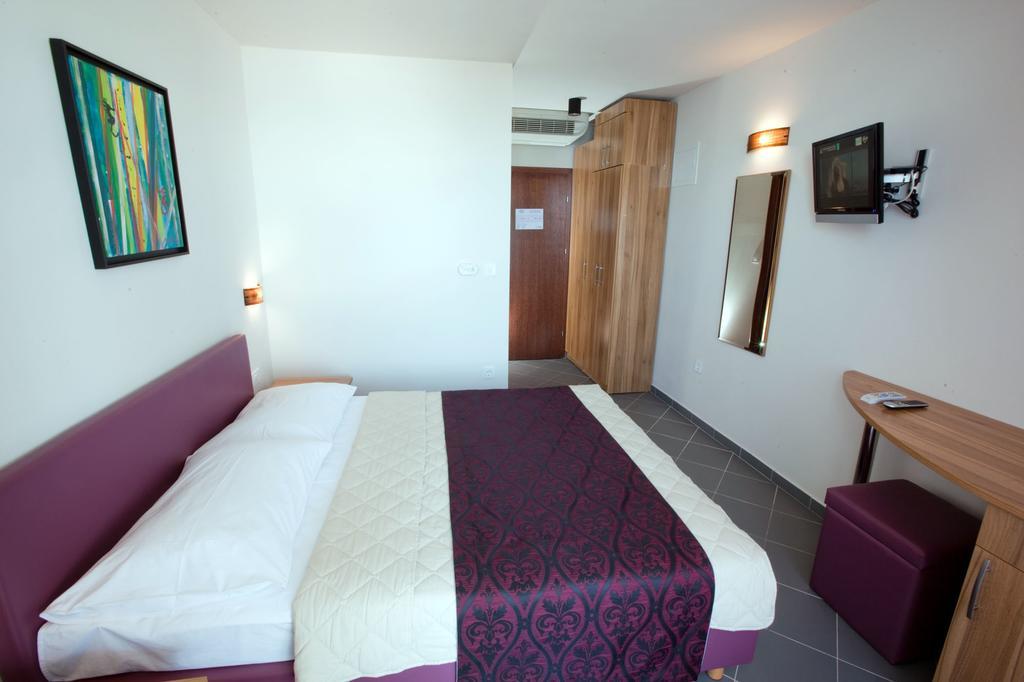 Hotel Sirena Podgora Εξωτερικό φωτογραφία